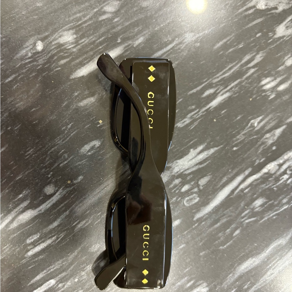 Gucci Black Rectangular Sunglasses - image 2